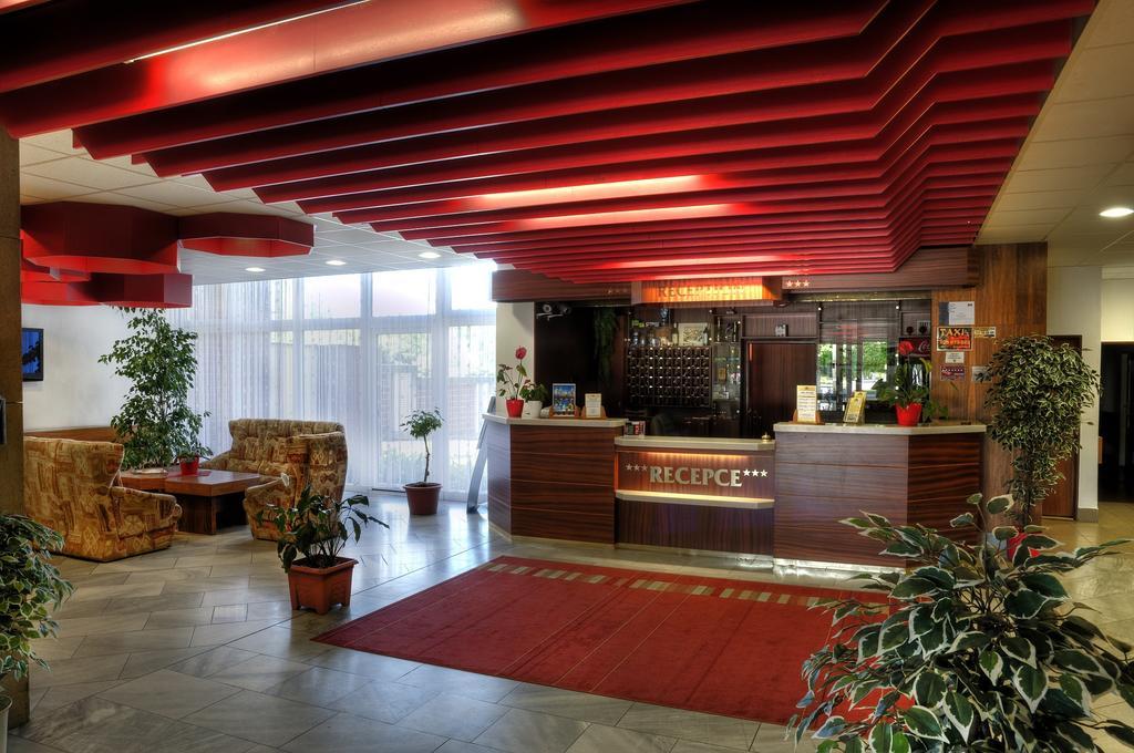Hotel Slunce Havlíčkŭv Brod Esterno foto